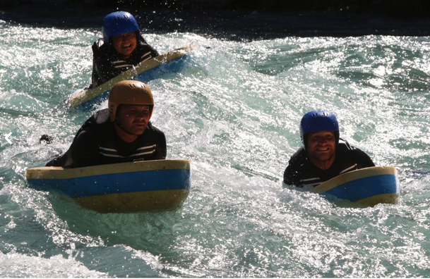 Hydro speed rivière suisse